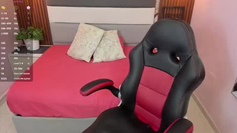 Snapshot of julietabonet chatting on 09/15/25, 12:27 JULI online show from 09/15/25, 12:27