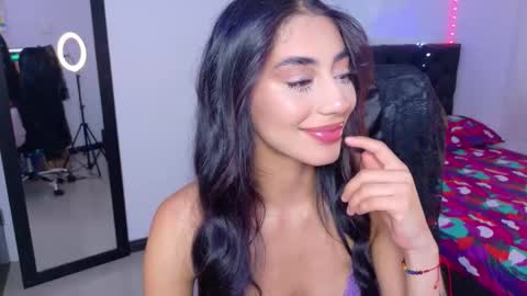 Julieta online show from 12/04/25, 02:26