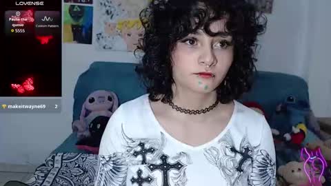 Julieta Jaguar online show from 10/22/25, 12:49