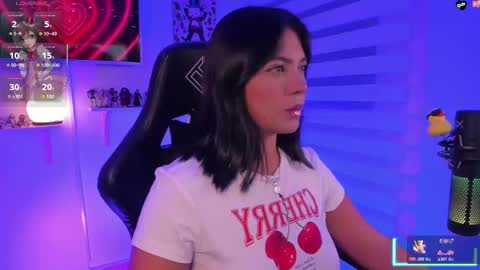 Snapshot of julietariverss chatting on 11/22/25, 12:31 Julieta online show from 11/22/25, 12:31