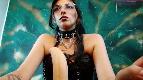    online show from 09/08/25, 09:03