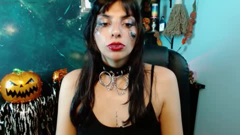    online show from 10/04/25, 02:42