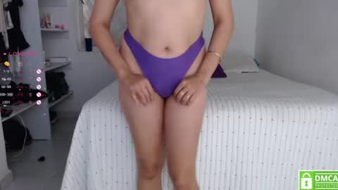 Julieta online show from 06/15/26, 03:58