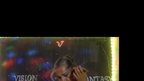 Julieth Wolf online show from 01/26/25, 05:02