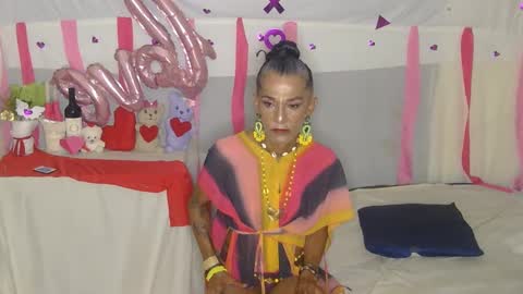 Julieth Wolf online show from 02/12/25, 11:51