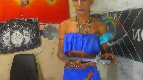 Julieth Wolf online show from 11/15/25, 07:27