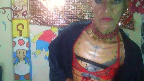 Julieth Wolf online show from 12/17/25, 03:34