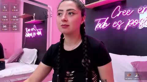 Snapshot of juliethcruz chatting on 12/05/25, 05:42 online show from 12/05/25, 05:42