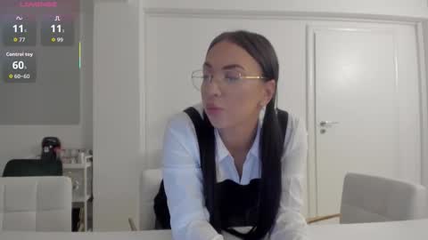 Snapshot of julietnova chatting on 03/10/26, 05:45 Juliet online show from 03/10/26, 05:45