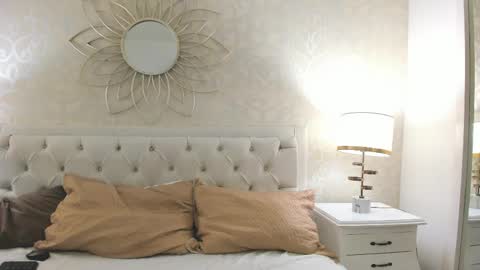 Snapshot of julietta___ chatting on 04/24/26, 12:07 julietta online show from 04/24/26, 12:07
