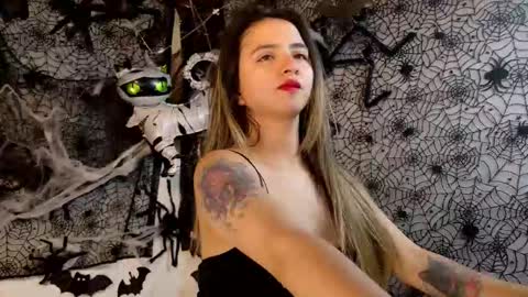 Snapshot of julietta__jackson chatting on 10/20/25, 09:59 Julietta Jackson online show from 10/20/25, 09:59