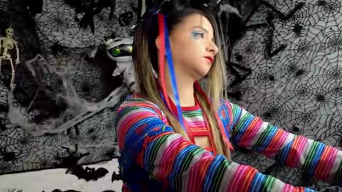 Snapshot of julietta__jackson chatting on 10/31/25, 06:42 Julietta Jackson online show from 10/31/25, 06:42