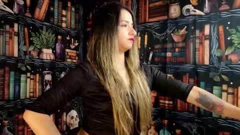 Snapshot of julietta__jackson chatting on 11/25/25, 10:10 Julietta Jackson online show from 11/25/25, 10:10