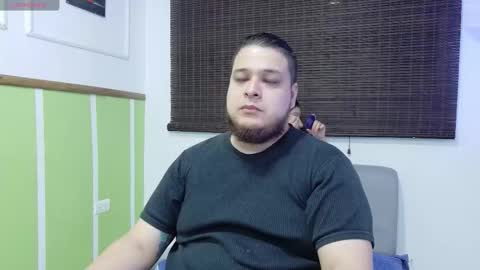 Snapshot of julietta_max chatting on 02/11/26, 01:27 julietta max online show from 02/11/26, 01:27