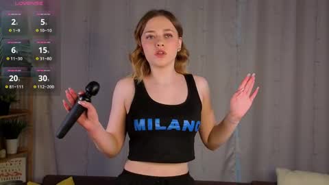 Snapshot of juliettakaniecki chatting on 04/23/26, 03:08 Mia online show from 04/23/26, 03:08