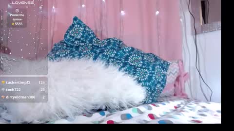 Snapshot of juliette_ponce chatting on 01/13/25, 09:08 juliette online show from 01/13/25, 09:08