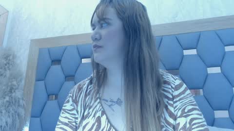 juliette_pretty_ online show from 03/31/26, 07:03