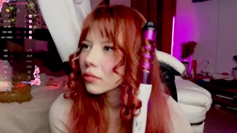 Snapshot of juliette_sunshine chatting on 12/01/24, 10:21 juliette_sunshine online show from 12/01/24, 10:21