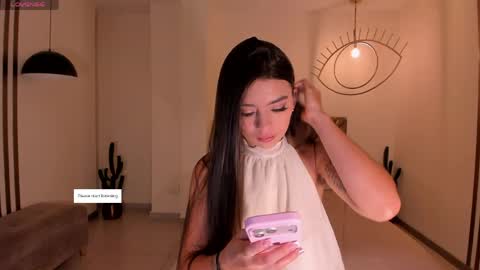 Juliette Moreau online show from 05/03/26, 11:27