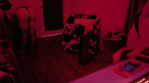 Snapshot of juliettetoken chatting on 03/28/26, 04:12 Goddess Endigo online show from 03/28/26, 04:12