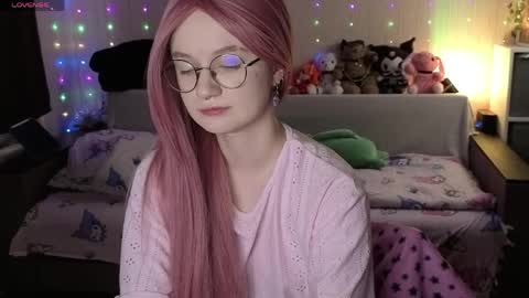 Snapshot of julifisher chatting on 03/28/26, 04:23 julifisher online show from 03/28/26, 04:23