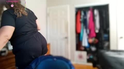 Juli Monroe online show from 09/18/25, 03:03