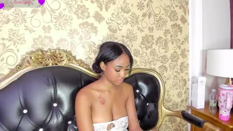 Snapshot of julitpink chatting on 03/08/26, 02:04 julitpink online show from 03/08/26, 02:04