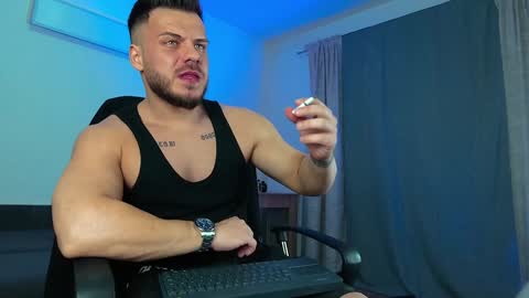 JULiUS   online show from 02/05/25, 08:35