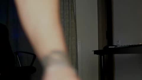 JULiUS   online show from 10/25/25, 08:03