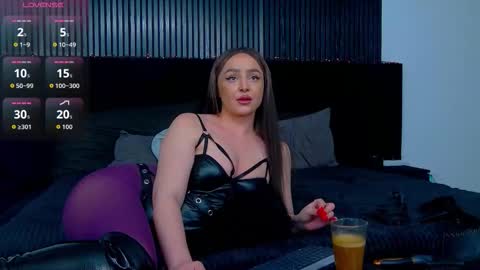 Snapshot of julliamilerrr chatting on 02/21/26, 06:20 Julia online show from 02/21/26, 06:20