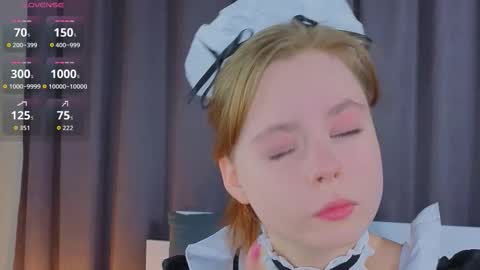 Snapshot of jullietebliss chatting on 11/19/25, 05:46 Julie online show from 11/19/25, 05:46