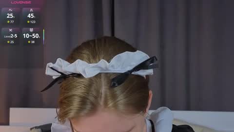 Snapshot of jullietebliss chatting on 11/30/25, 05:39 Julie online show from 11/30/25, 05:39