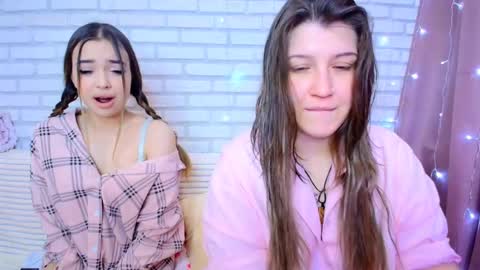 Snapshot of jullymood chatting on 02/22/26, 08:35 DoubleCherry online show from 02/22/26, 08:35