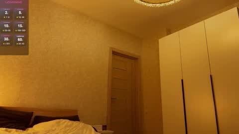 Snapshot of julya_flowerss chatting on 01/14/26, 05:40 Hloya online show from 01/14/26, 05:40