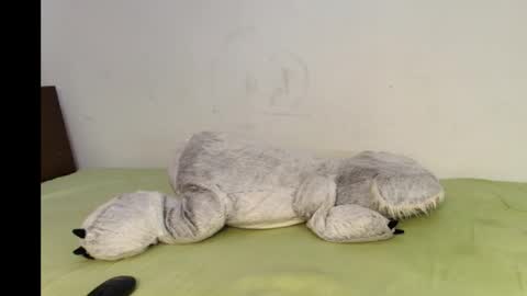 Snapshot of julyanarains chatting on 11/15/25, 09:00 Julyana online show from 11/15/25, 09:00