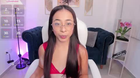 Snapshot of julyy_adams chatting on 02/23/26, 02:09 July Adams online show from 02/23/26, 02:09