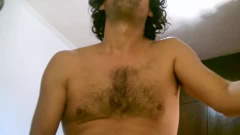 Snapshot of juneandmia chatting on 03/01/25, 12:56 Mia online show from 03/01/25, 12:56