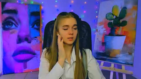 Snapshot of junewoods chatting on 02/26/26, 07:40 junewoods online show from 02/26/26, 07:40