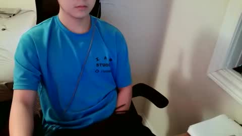 Snapshot of jung63455 chatting on 02/03/26, 03:17 jung63455 online show from 02/03/26, 03:17