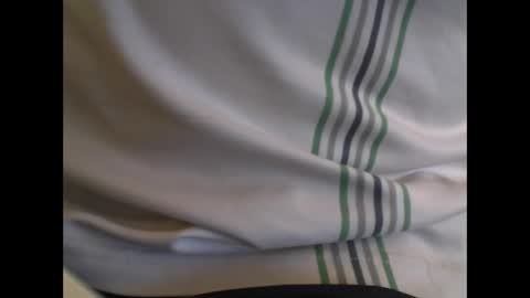 Snapshot of jungle64 chatting on 10/23/25, 11:14 jungle64 online show from 10/23/25, 11:14