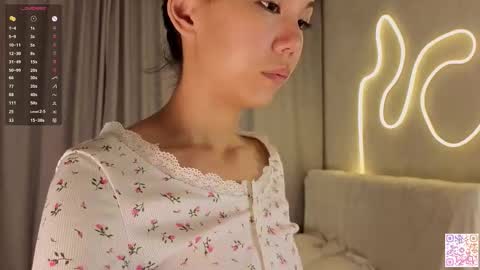 Bella online show from 11/20/25, 06:07