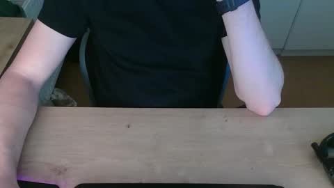 Snapshot of junk2711 chatting on 02/16/26, 03:52 junk2711 online show from 02/16/26, 03:52