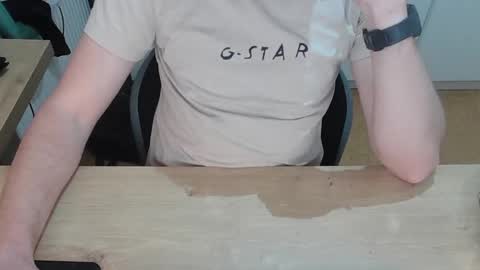 Snapshot of junk2711 chatting on 03/24/26, 02:11 junk2711 online show from 03/24/26, 02:11