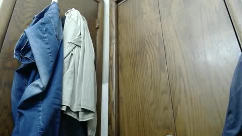 Snapshot of junk_yard_dog chatting on 11/18/25, 12:42 Dave online show from 11/18/25, 12:42