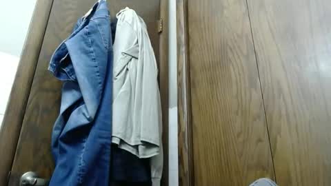 Snapshot of junk_yard_dog chatting on 11/21/25, 02:05 Dave online show from 11/21/25, 02:05