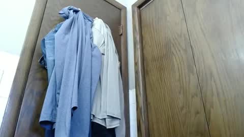 Snapshot of junk_yard_dog chatting on 01/18/26, 04:11 Dave online show from 01/18/26, 04:11