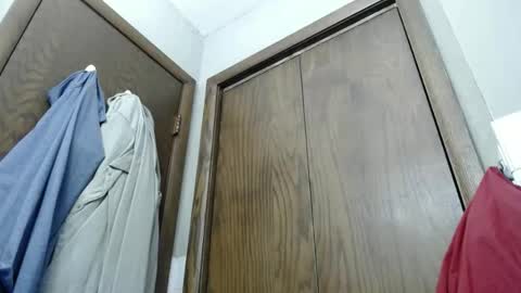 Snapshot of junk_yard_dog chatting on 02/05/26, 02:11 Dave online show from 02/05/26, 02:11