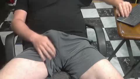 Snapshot of junkerdc1 chatting on 09/27/25, 02:27 junkerdc1 online show from 09/27/25, 02:27