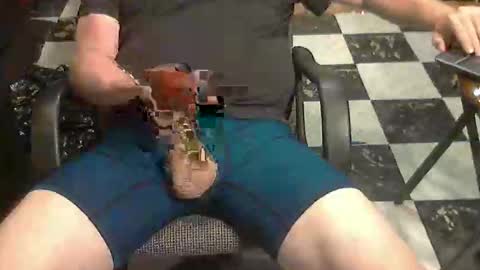 Snapshot of junkerdc1 chatting on 10/23/25, 02:00 junkerdc1 online show from 10/23/25, 02:00