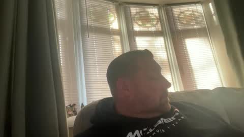 Junky online show from 12/02/25, 01:05